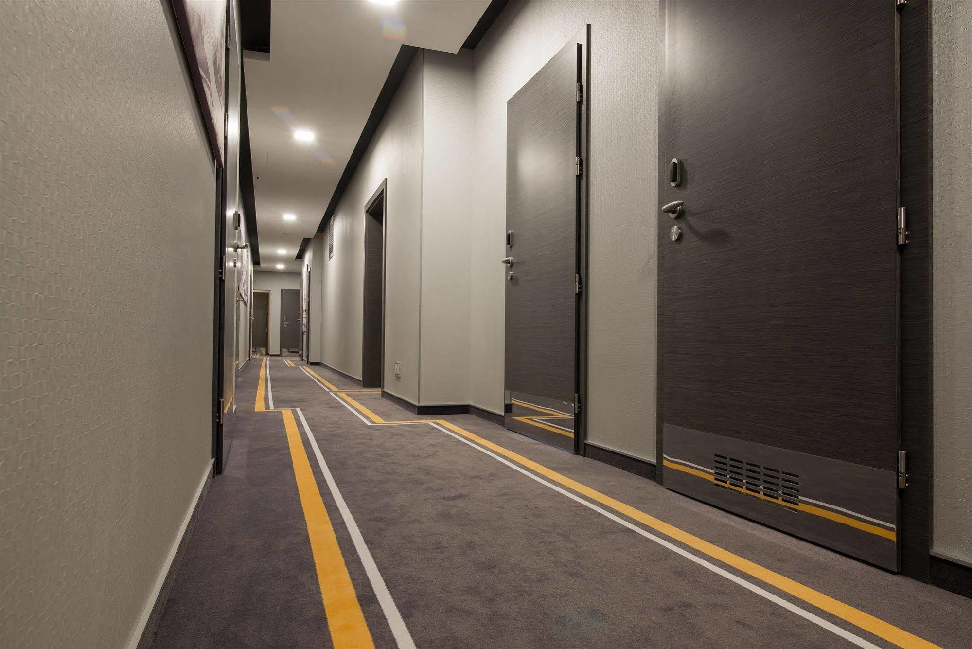 12Th Floor Apartments Odessa Exterior foto
